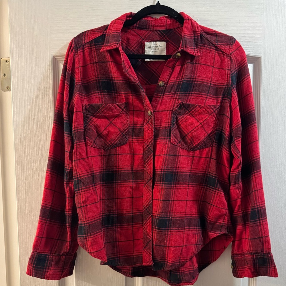 Abercrombie & Fitch Plaid - Red and Black Plaid Button-Up Shirt